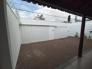 imagem 2 - Casa para locação no bairro Jardim Karaíba imagem 2 - Casa para locação no bairro Jardim Karaíba