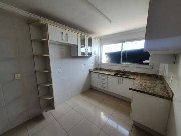 Apartamento à venda no Bairro Saraiva