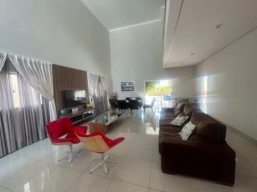 imagem 1 - Casa estilo sobrado para locação no bairro Jardim Karaíba imagem 1 - Casa estilo sobrado para locação no bairro Jardim Karaíba
