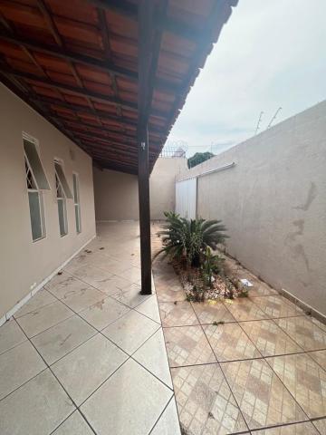 imagem 1 - Casa à venda no Bairro Santa Mônica imagem 1 - Casa à venda no Bairro Santa Mônica