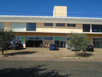 Alugar Comercial / Sala Comercial em Uberlândia. apenas R$ 2.800,00