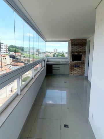 Apartamento à venda no Bairro Saraiva