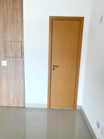 Apartamento à venda no Bairro Saraiva