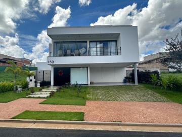 Casa para venda no bairro Granja Marileusa.