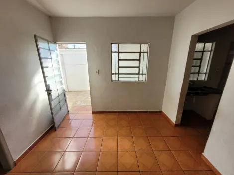 Casa para locação bairro Brasil.