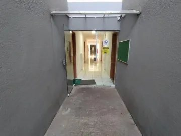 Apartamento para locação no bairro Dona Zulmira.