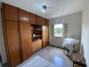 Apartamento à venda no Bairro Osvaldo Rezende