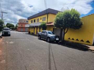 imagem 4 - Prédio à venda no Bairro Jardim Brasilia composto por 01 Comodo de Comercio, 01 casa e 04 apartamentos imagem 4 - Prédio à venda no Bairro Jardim Brasilia composto por 01 Comodo de Comercio, 01 casa e 04 apartamentos