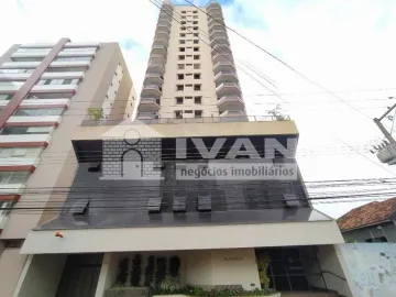 Alugar Apartamento / Padrão em Uberlândia. apenas R$ 850.000,00