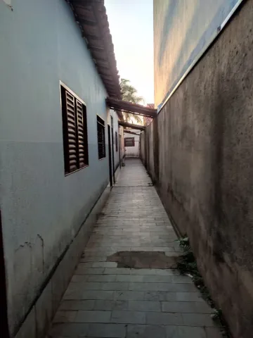 imagem 1 - Casas de Colônia à Venda no Bairro Marta Helena. imagem 1 - Casas de Colônia à Venda no Bairro Marta Helena.