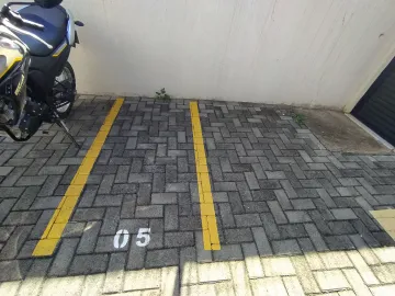 imagem 2 - Vaga de garagem para moto locação no bairro Jardim Karaiba imagem 2 - Vaga de garagem para moto locação no bairro Jardim Karaiba