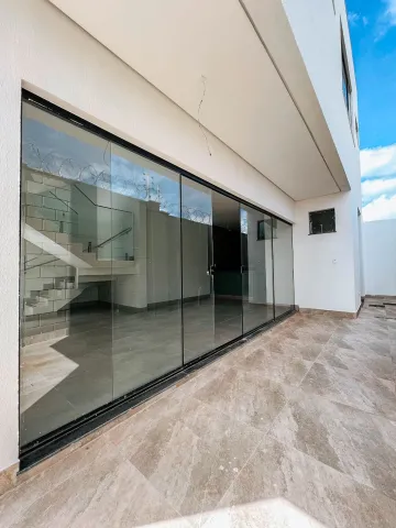 imagem 1 - Casa Sobrado à venda no Bairro Novo Mundo. imagem 1 - Casa Sobrado à venda no Bairro Novo Mundo.