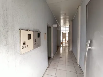 Casa comercial para locação no bairro Centro