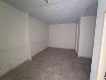 Casa comercial para locação no bairro Centro