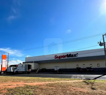 imagem 1 - Galeria Com Lojas Comerciais à Venda no Bairro Shopping Park. imagem 1 - Galeria Com Lojas Comerciais à Venda no Bairro Shopping Park.