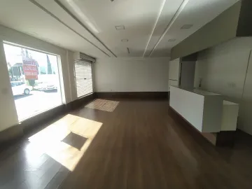 imagem 3 - Casa Comercial para locação no bairro Fundinho imagem 3 - Casa Comercial para locação no bairro Fundinho