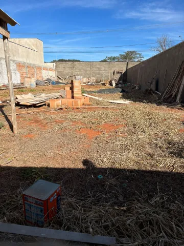 Terreno à Venda no Splendido.