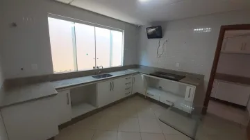 Casa para locação no bairro Morada da Colina