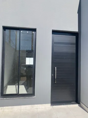 imagem 2 - Casa à Venda no Bairro Custódio Pereira imagem 2 - Casa à Venda no Bairro Custódio Pereira