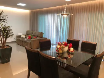 Apartamento à Venda no Bairro Saraiva