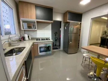 Apartamento à Venda no Bairro Saraiva