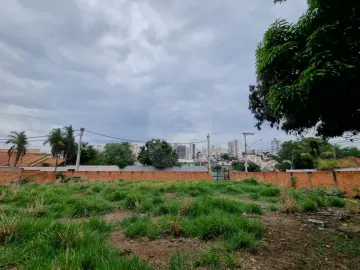 Venda de área Comercial Residencial no Bairro Saraiva