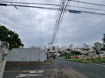 Venda de área Comercial Residencial no Bairro Saraiva