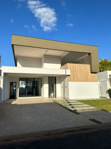 Casa para venda no Condomínio Jardim Versailles