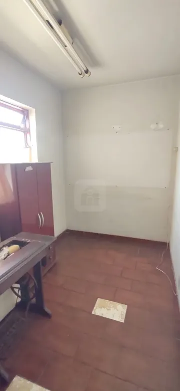 Apartamento a venda no bairro Rezende Junqueira.