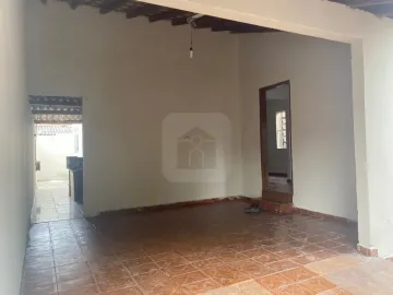 Alugar Casa / Colônia em Uberlândia. apenas R$ 280.000,00