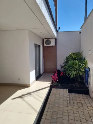imagem 5 - Casa estilo sobrado para locação e venda no bairro Alto Umuarama . imagem 5 - Casa estilo sobrado para locação e venda no bairro Alto Umuarama .