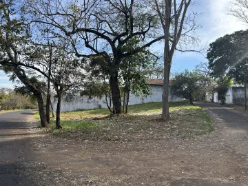 Terreno para venda no bairro Jardim Inconfidência.