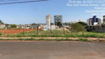 Alugar Terreno / Padrão em Uberlândia. apenas R$ 630.000,00