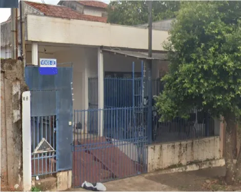 Alugar Casa / Padrão em Uberlândia. apenas R$ 650.000,00