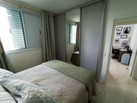 Apartamento à venda no bairro Santa Mônica.