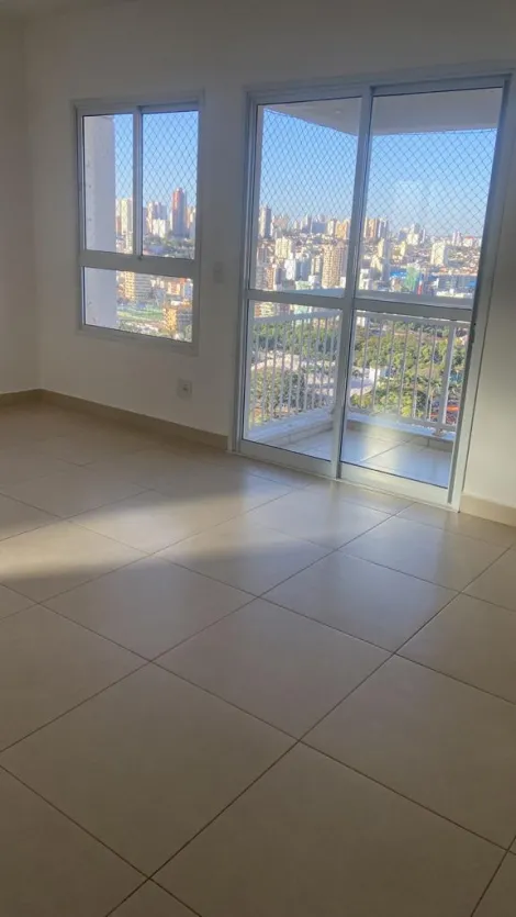 Apartamento à venda no bairro Martins.