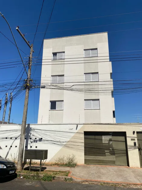 Apartamento à venda no bairro Daniel Fonseca em Uberlândia.