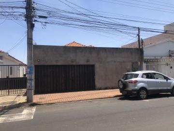 Casa para locação no bairro Rezende