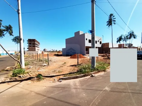 Terreno à venda no bairro Novo Mundo.