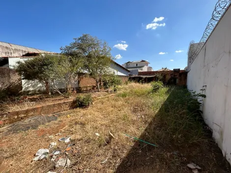 imagem 2 - Terreno à venda no bairro Santa Mônica. imagem 2 - Terreno à venda no bairro Santa Mônica.
