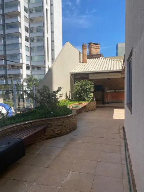 Apartamento à venda no bairro Santa Maria.
