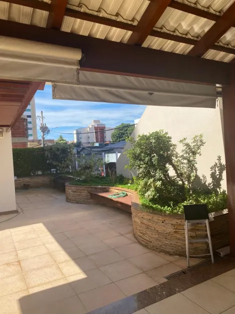Apartamento à venda no bairro Santa Maria.