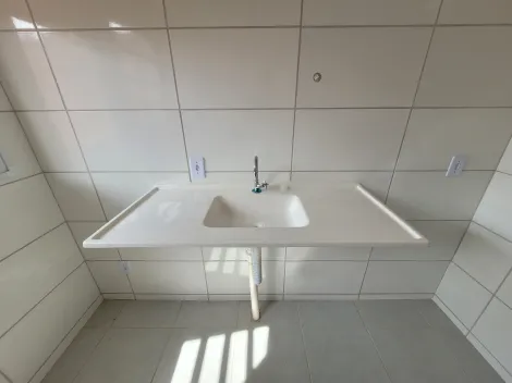 Casa para locação no bairro Mansour III