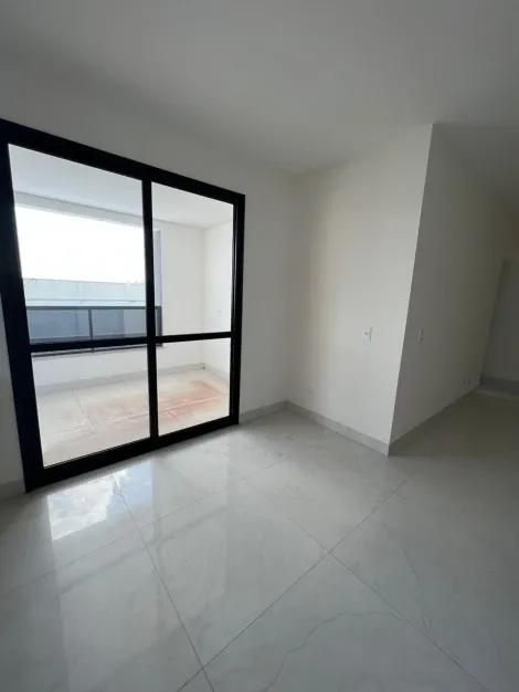 Apartamento à venda no Condomínio Finotti.