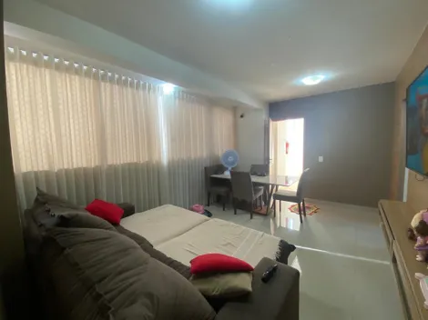 Alugar Apartamento / Padrão em Uberlândia. apenas R$ 300.000,00