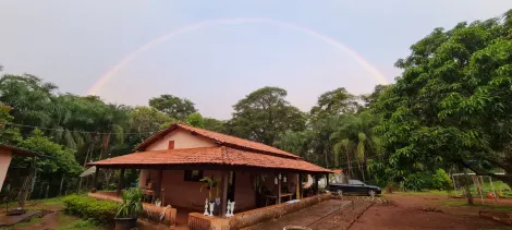 Chácara à venda no Distrito Industrial. Acesso a represa Capim Branco.