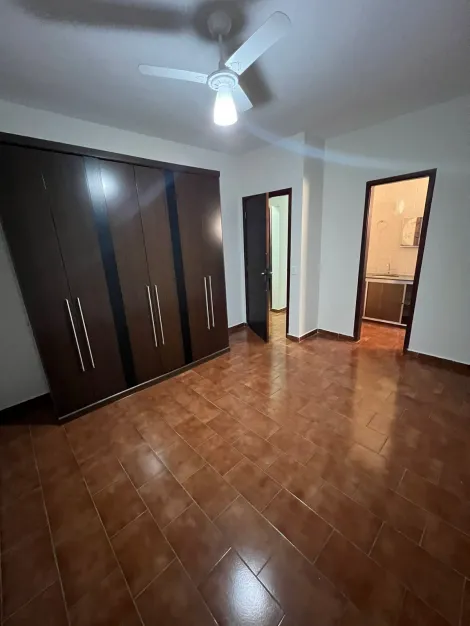 Casa à venda no bairro Cidade Jardim em Uberlândia.