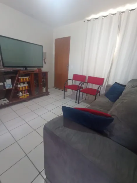 Apartamento à venda no bairro São Jorge.