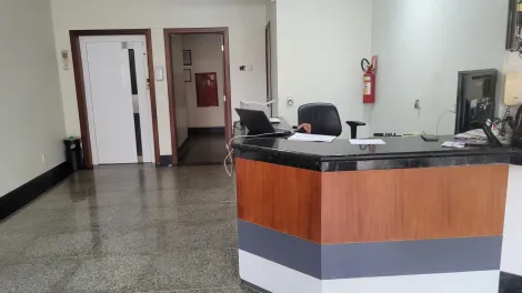 Apartamento à venda no bairro Maracanã.