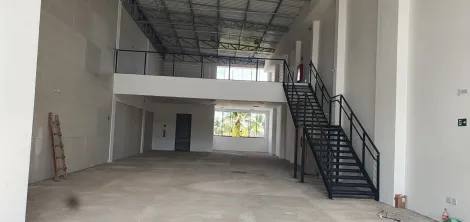 Loja comercial na Morada da Colina